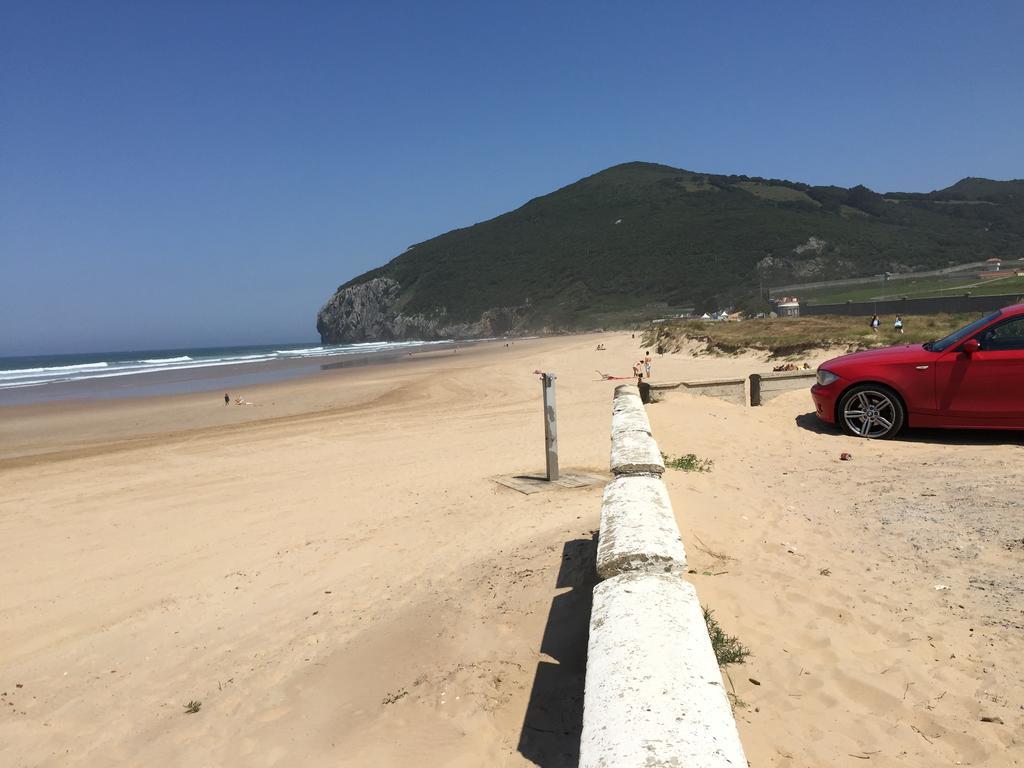 Albergue De Peregrinos La Bilbaina Santoña المظهر الخارجي الصورة