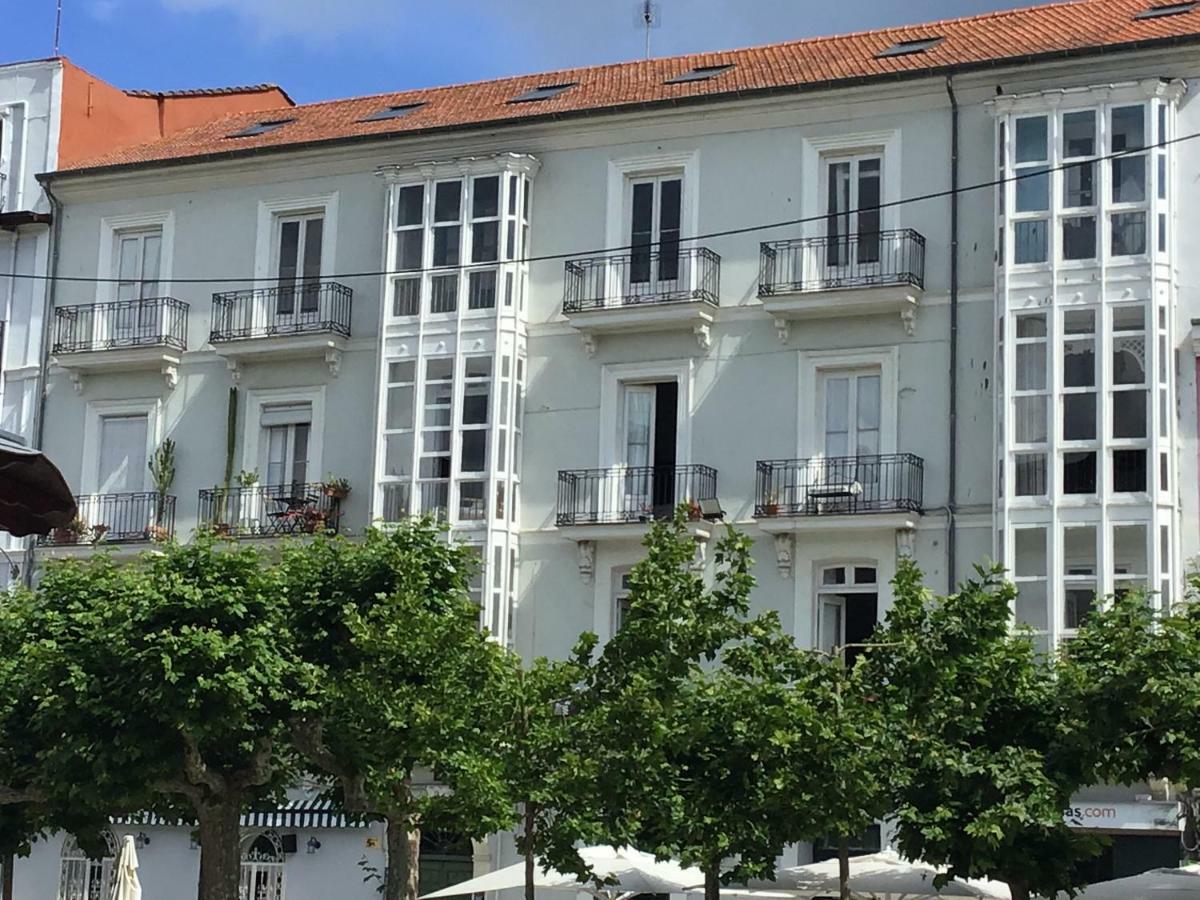 Albergue De Peregrinos La Bilbaina Santoña المظهر الخارجي الصورة