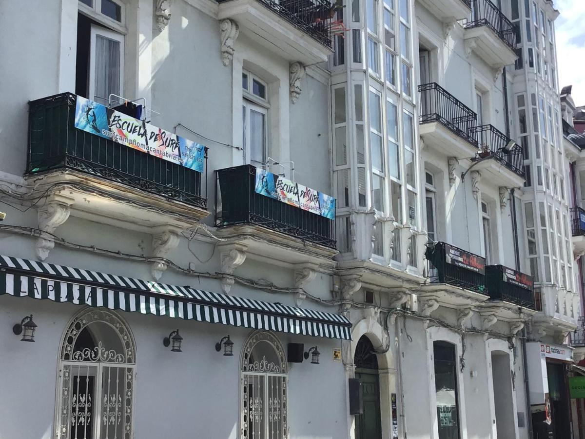 Albergue De Peregrinos La Bilbaina Santoña المظهر الخارجي الصورة